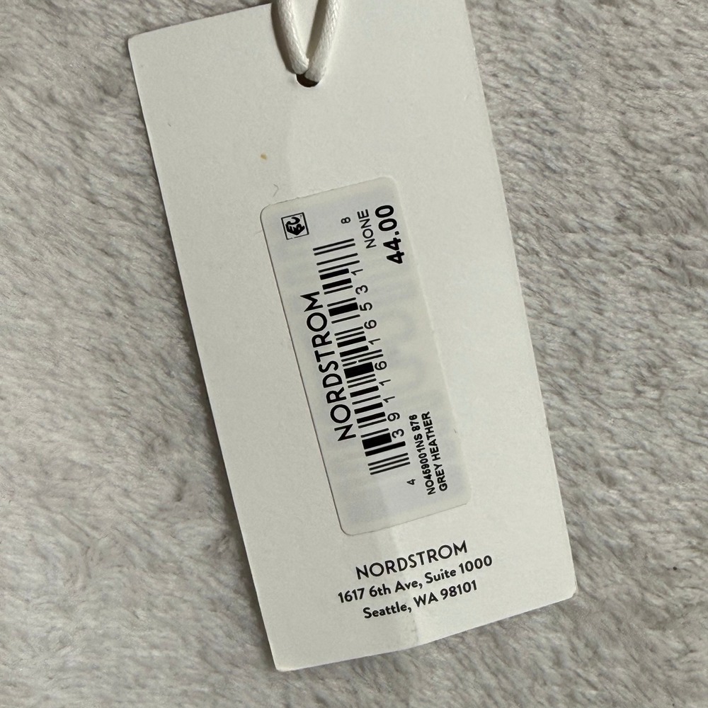Nordstrom Cashmere Beanie Grey Heather Ribbed Knit Hat NO459001NS NEW - Picture 3 of 7